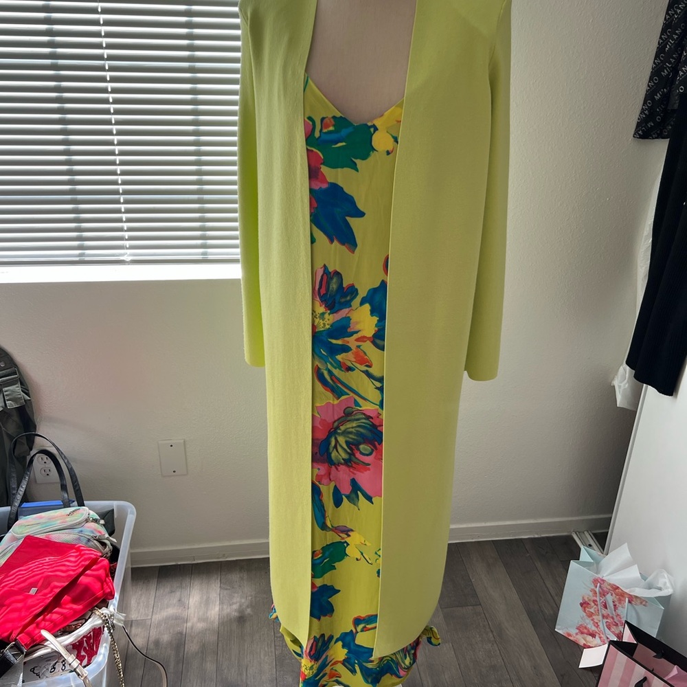 Express Lime Green Women's Robe - Picture 8 of 9